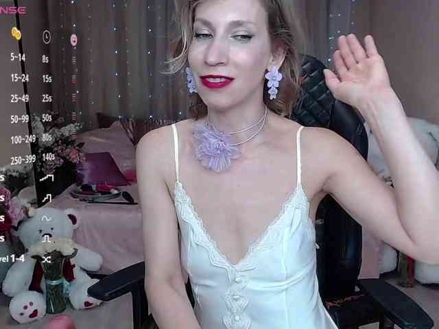 KirstenDesire webcam