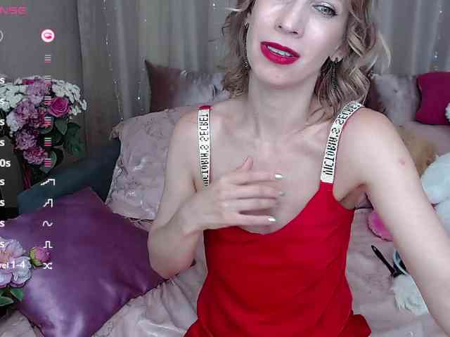 KirstenDesire webcam