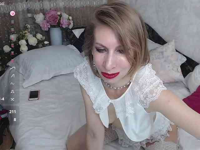 KirstenDesire webcam