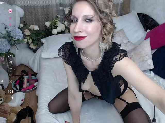 KirstenDesire webcam