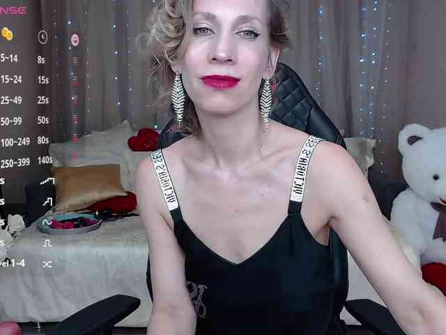 KirstenDesire