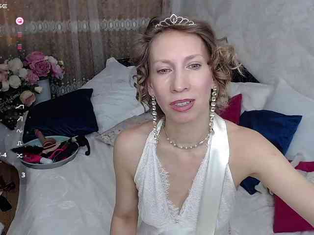 KirstenDesire webcam