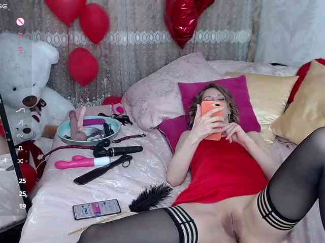 KirstenDesire webcam
