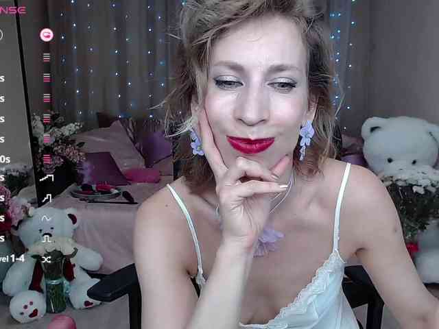 KirstenDesire webcam