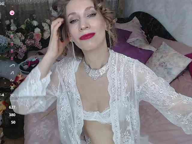 KirstenDesire webcam