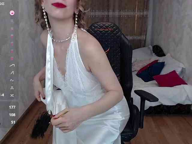 KirstenDesire webcam