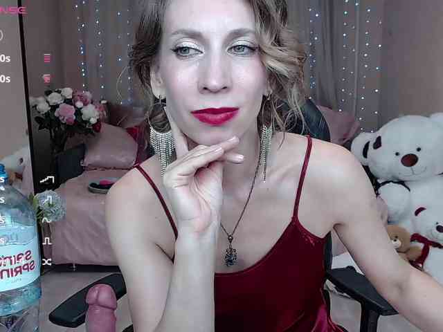 KirstenDesire webcam
