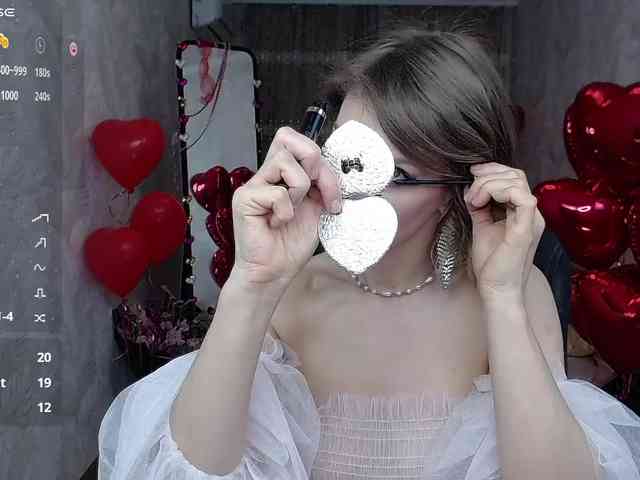 KirstenDesire webcam