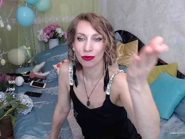 KirstenDesire webcam