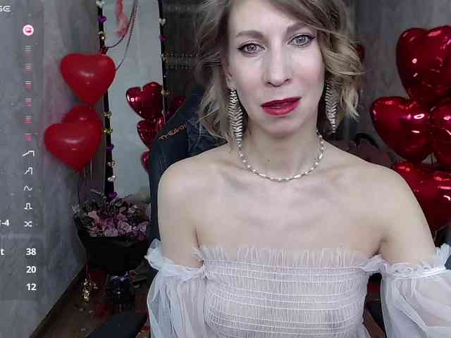 KirstenDesire webcam
