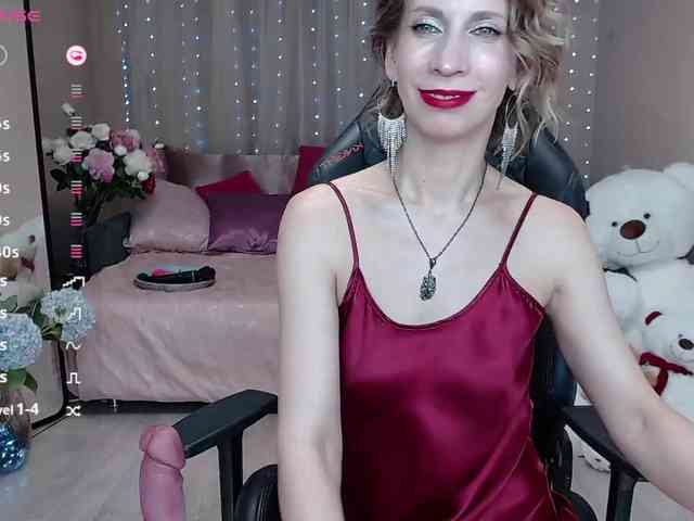 KirstenDesire