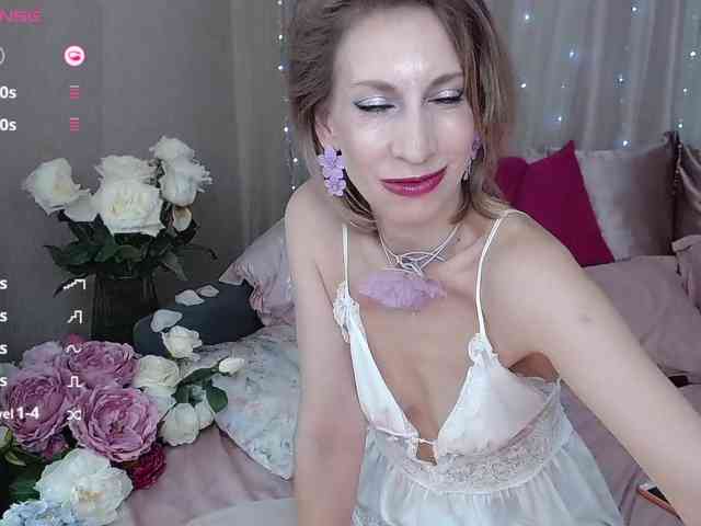 KirstenDesire webcam