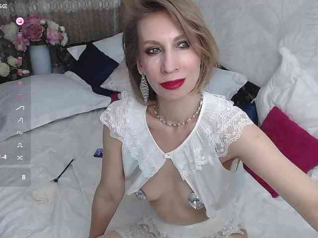 KirstenDesire KirstenDesire