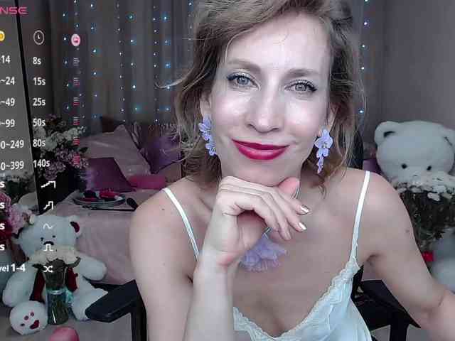 KirstenDesire webcam