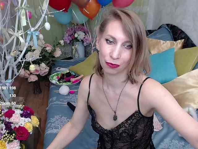 KirstenDesire webcam
