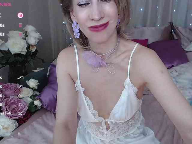 KirstenDesire webcam