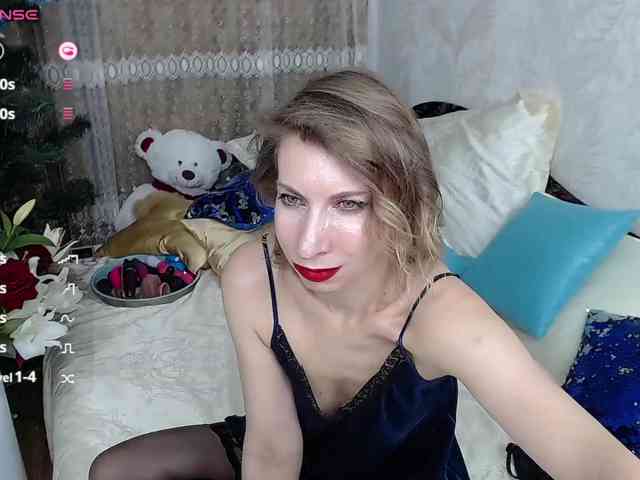 KirstenDesire webcam