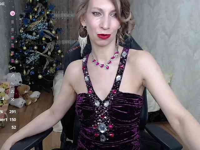 KirstenDesire webcam