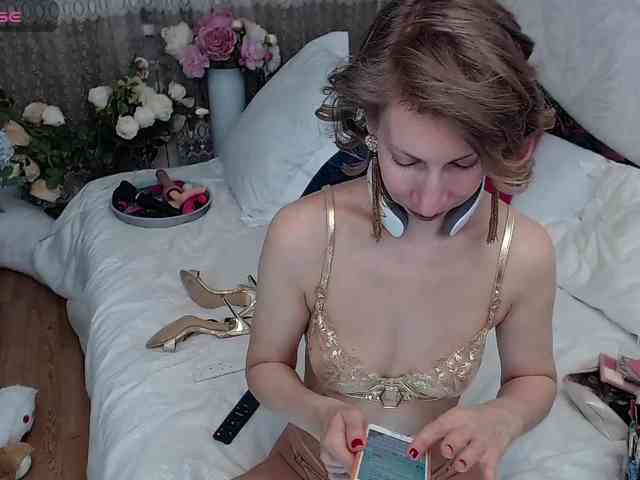 KirstenDesire KirstenDesire