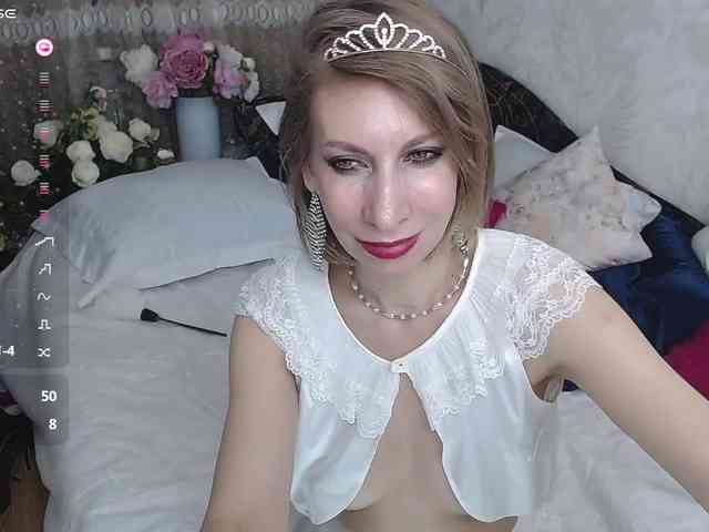 KirstenDesire webcam