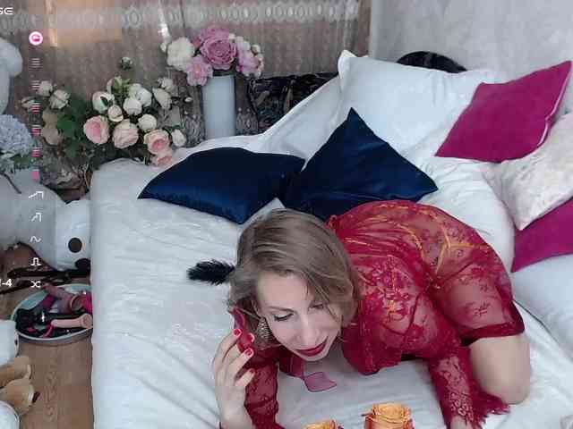 KirstenDesire webcam