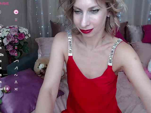 KirstenDesire webcam