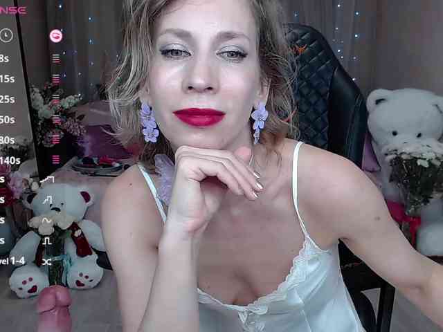 KirstenDesire webcam