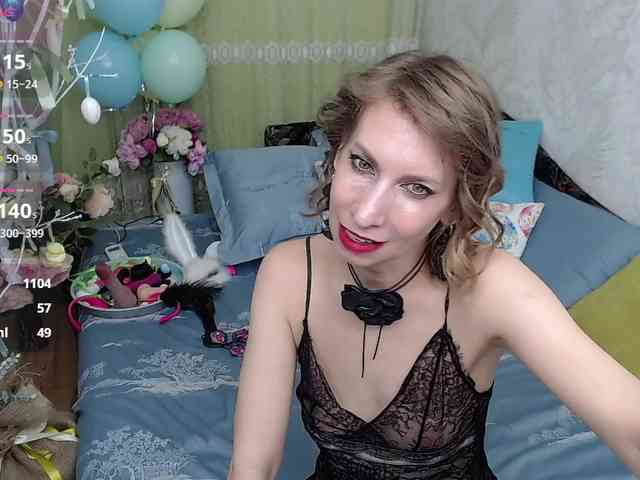 KirstenDesire webcam