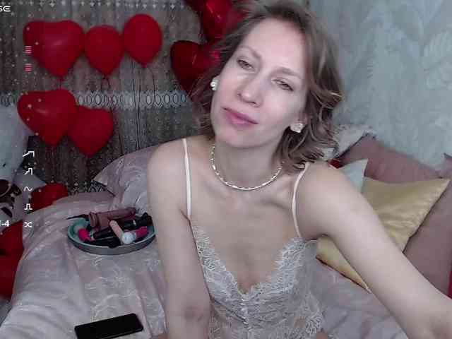 KirstenDesire webcam