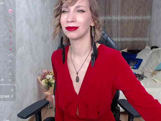 KirstenDesire webcam