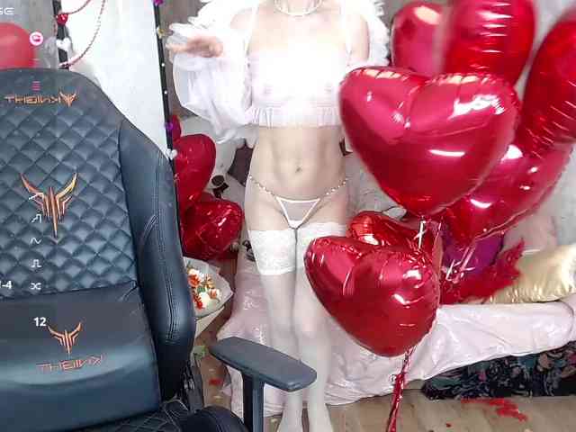 KirstenDesire webcam