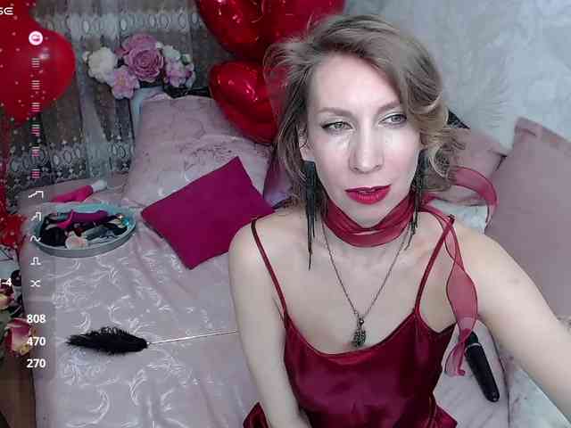 KirstenDesire webcam