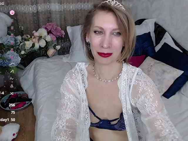 KirstenDesire webcam