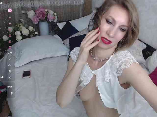 KirstenDesire Live Webcam on BongaCams