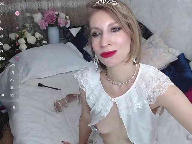 KirstenDesire webcam