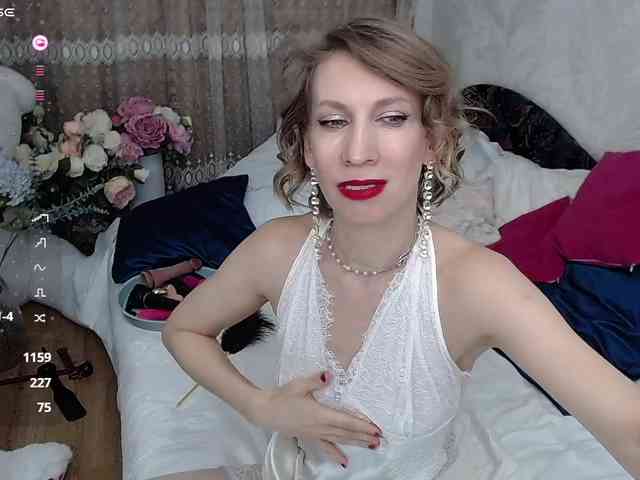 KirstenDesire webcam
