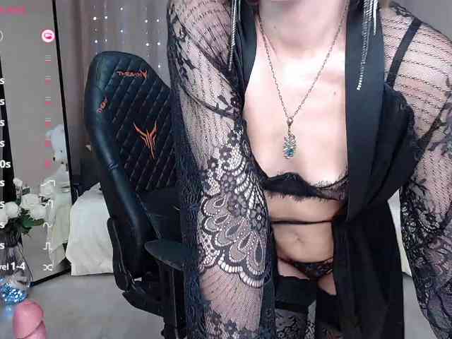 KirstenDesire webcam