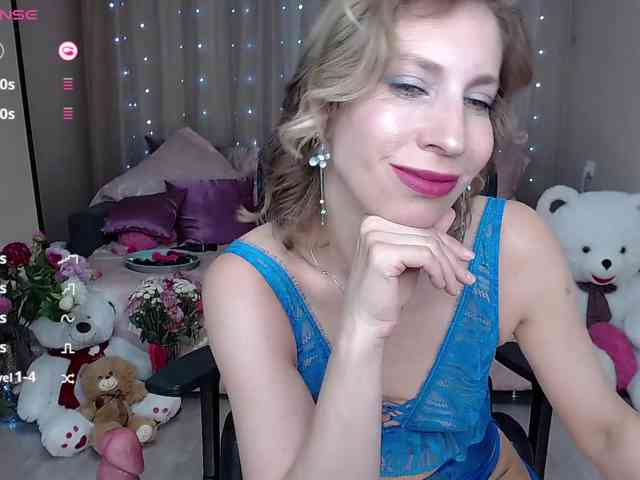 KirstenDesire webcam