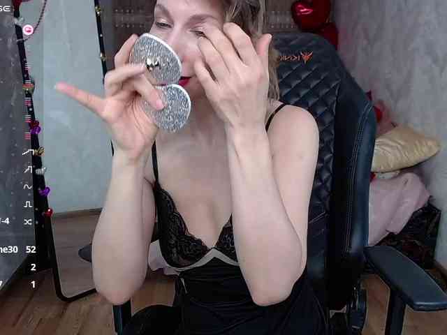 KirstenDesire KirstenDesire