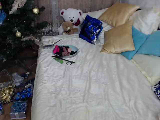 KirstenDesire webcam