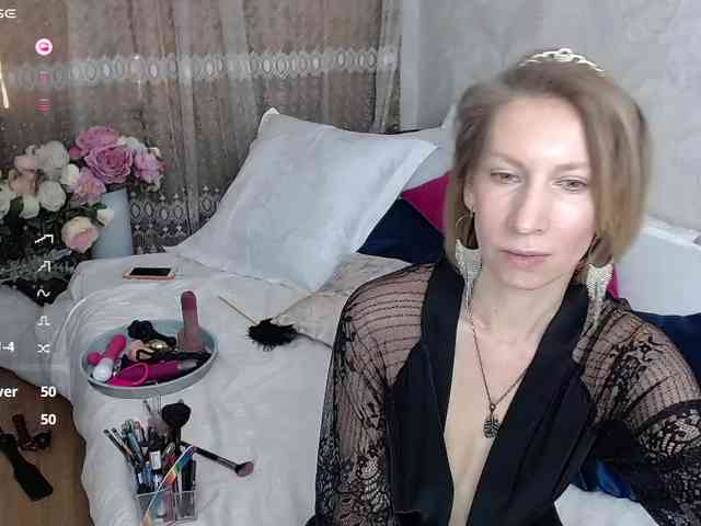 KirstenDesire webcam