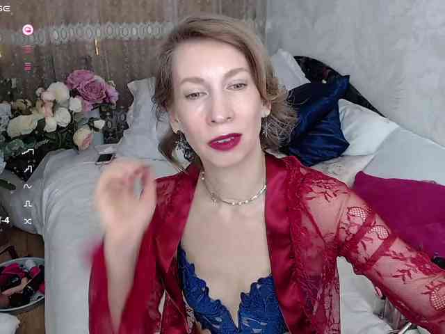 KirstenDesire webcam