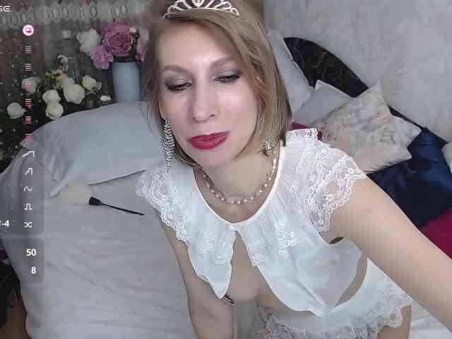 KirstenDesire webcam