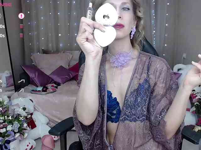 KirstenDesire webcam