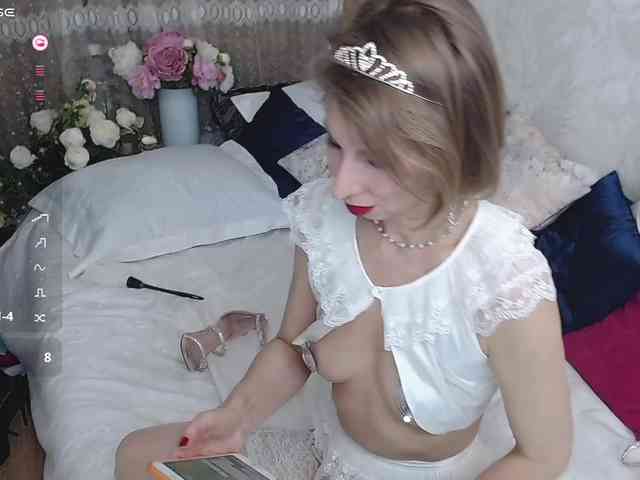 KirstenDesire webcam