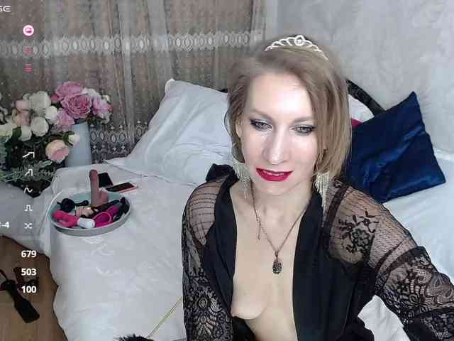KirstenDesire webcam