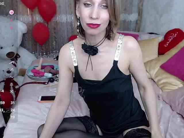 KirstenDesire webcam