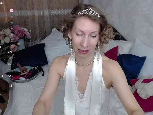 KirstenDesire KirstenDesire