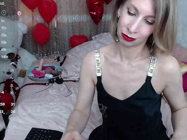 KirstenDesire webcam