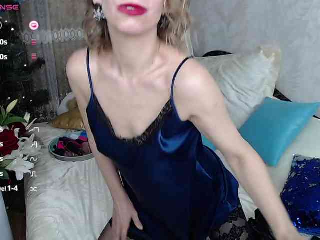 KirstenDesire webcam